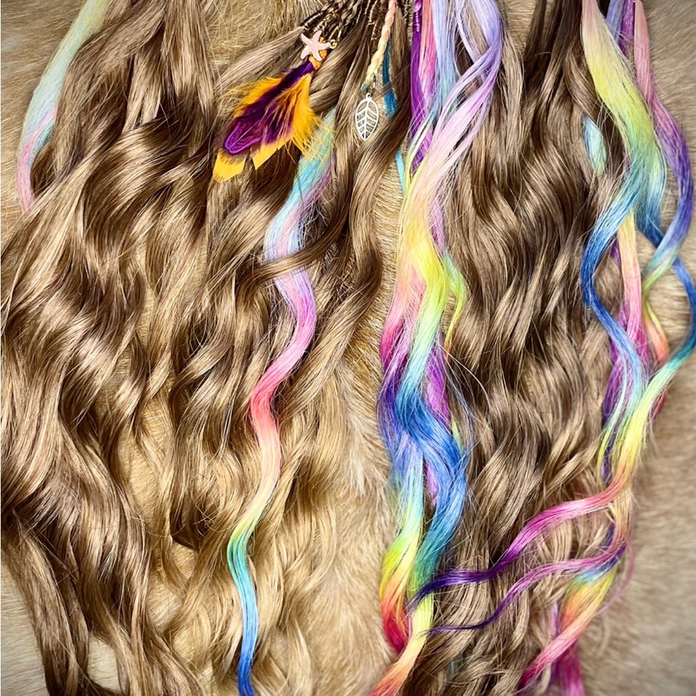 Synthetic Dread Extensions• Brown & rainbow Anna waves with braided middle - Picture 4 of 9